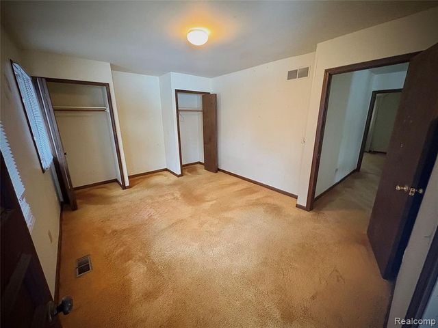 1250 Club Drive, Bloomfield Hills, MI 48302