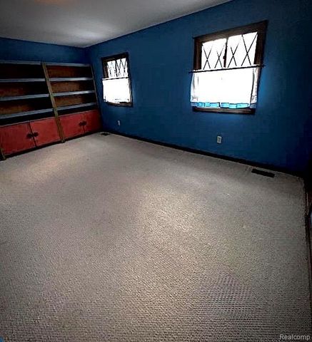 1250 Club Drive, Bloomfield Hills, MI 48302