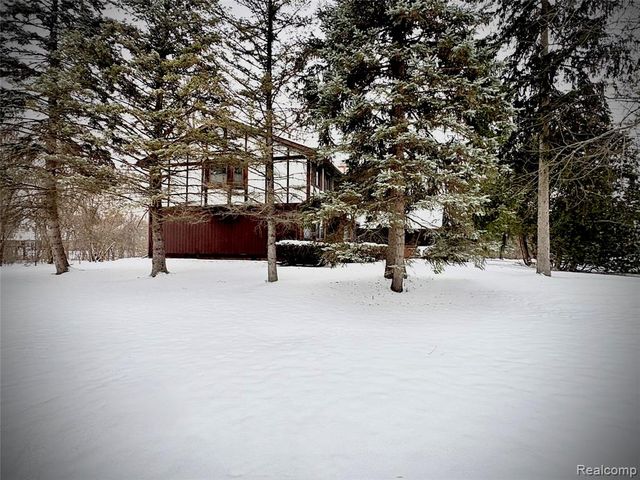 1250 Club Drive, Bloomfield Hills, MI 48302