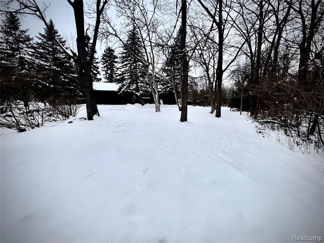 1250 Club Drive, Bloomfield Hills, MI 48302