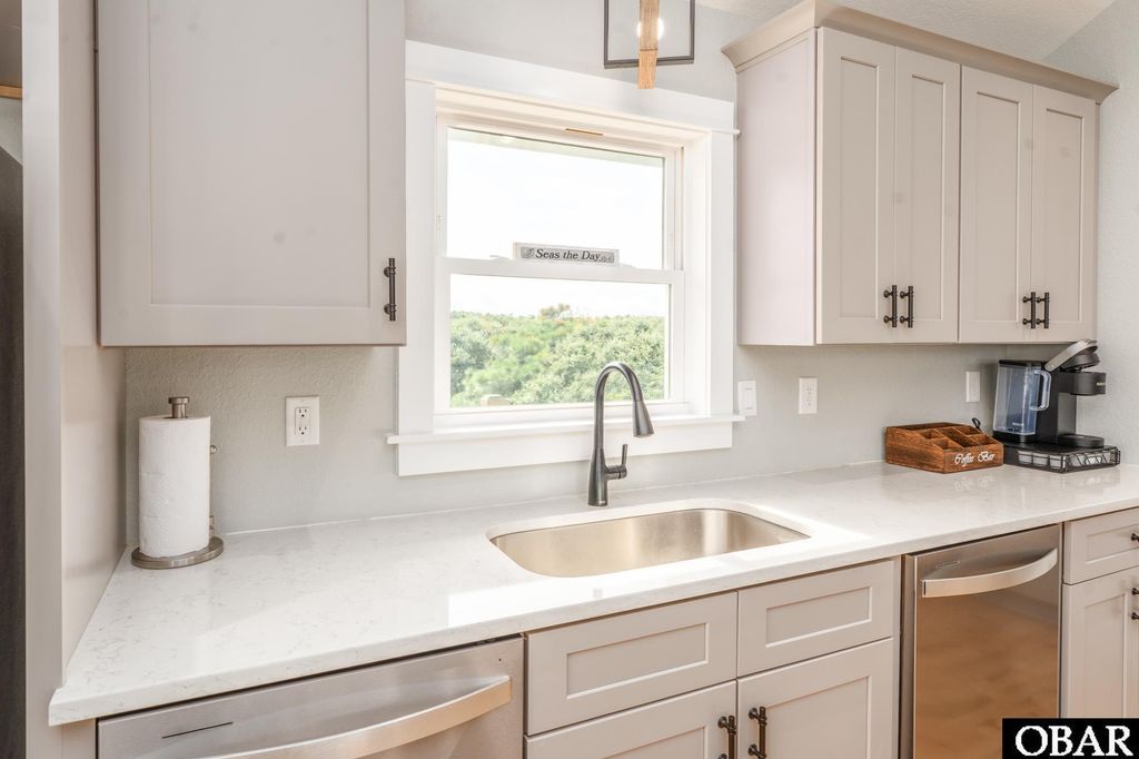 Image 10 of property listing at 2364 Sandfiddler Road Lot 6, Corolla, NC 27927