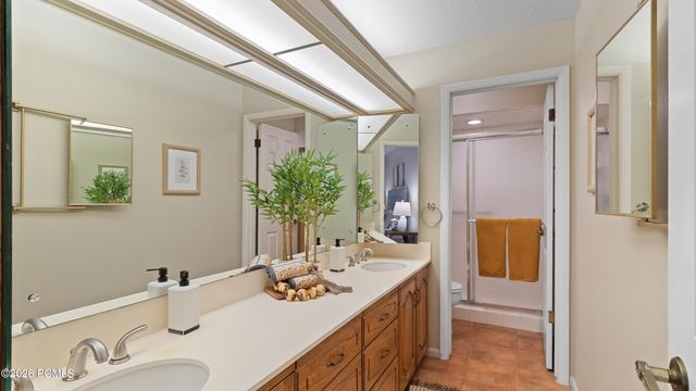 6587 E 1570, Murray, UT 84121