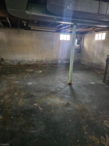 193 Union Ave, Wood-ridge Boro, NJ 07075