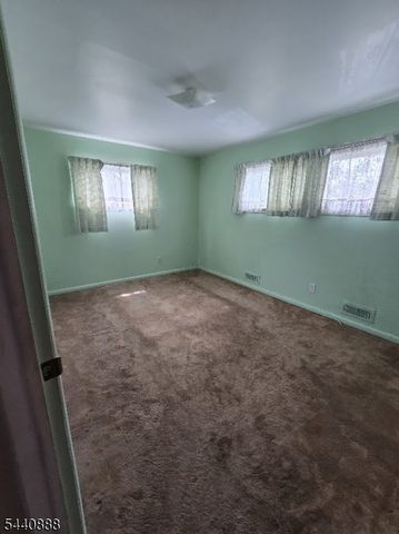 193 Union Ave, Wood-ridge Boro, NJ 07075