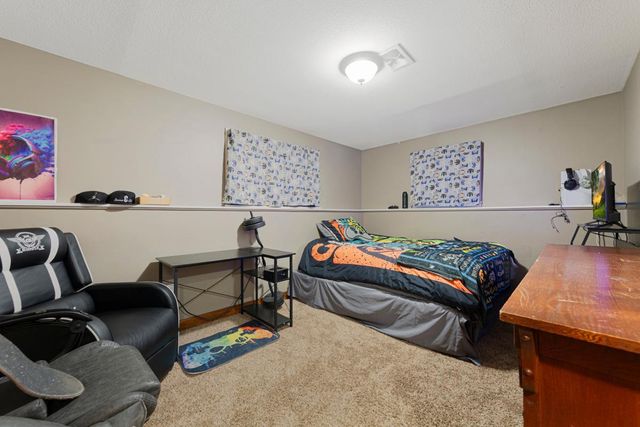 2059 Roe Crest Drive, North Mankato, MN 56003