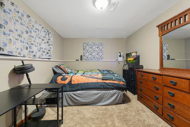 2059 Roe Crest Drive, North Mankato, MN 56003