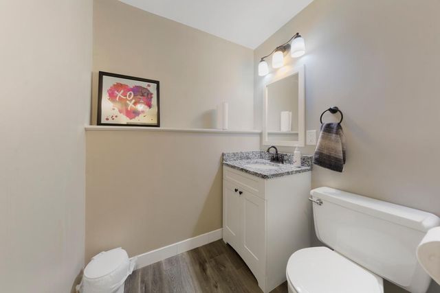 2059 Roe Crest Drive, North Mankato, MN 56003