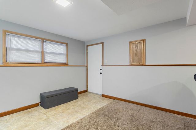 2059 Roe Crest Drive, North Mankato, MN 56003