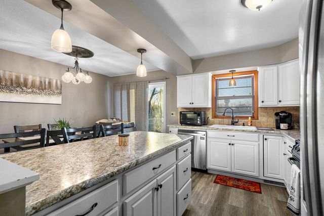 2059 Roe Crest Drive, North Mankato, MN 56003