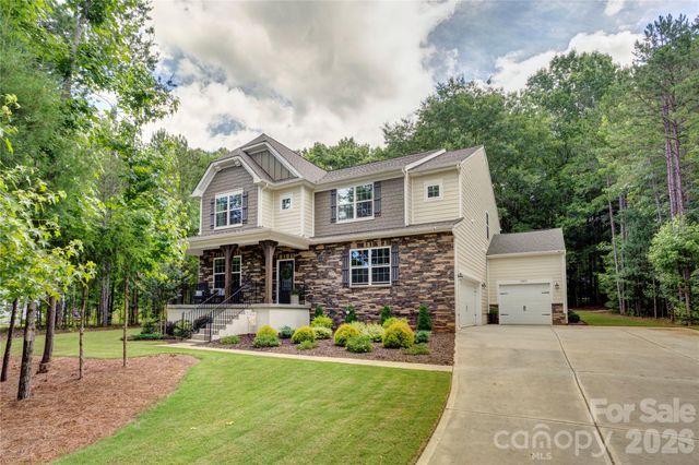 13033 Cinnamon Fern Lane, Charlotte, NC 28227