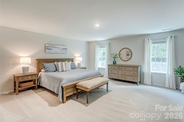 13033 Cinnamon Fern Lane, Charlotte, NC 28227