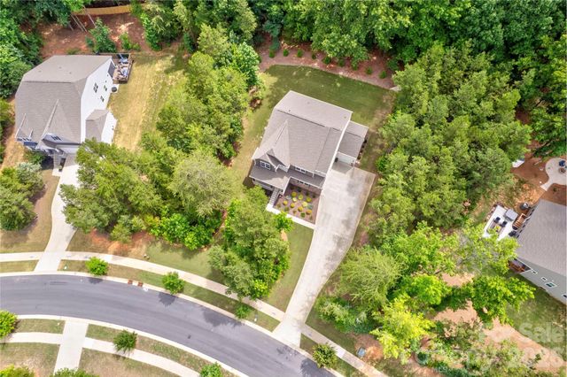 13033 Cinnamon Fern Lane, Charlotte, NC 28227