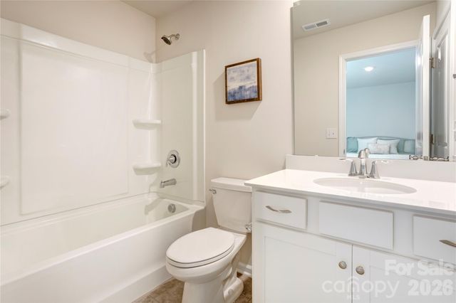 13033 Cinnamon Fern Lane, Charlotte, NC 28227