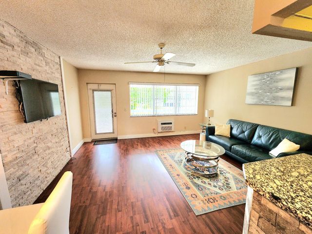 146 MARKHAM G 146, Deerfield Beach, FL 33442