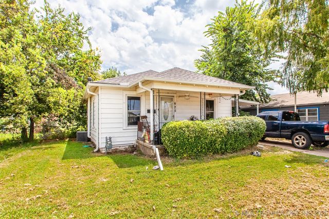425 S 45th West Avenue, Tulsa, OK 74127