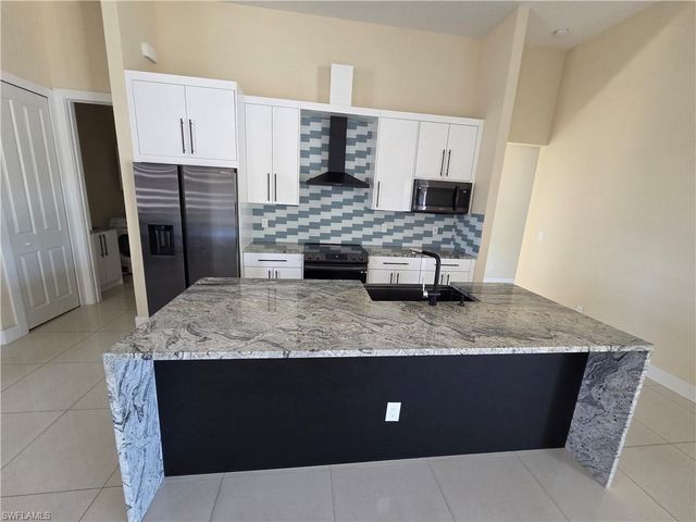 1140 NW 19th AVE, Cape Coral, FL 33993