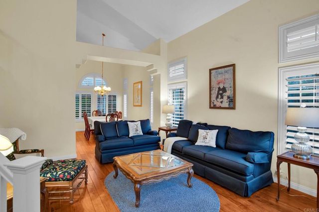 32384 Corte Santa Catalina, Temecula, CA 92592