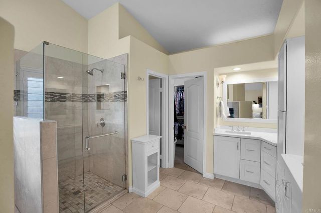 32384 Corte Santa Catalina, Temecula, CA 92592