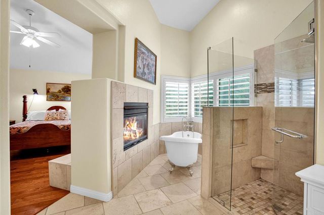 32384 Corte Santa Catalina, Temecula, CA 92592