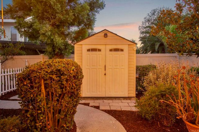 32384 Corte Santa Catalina, Temecula, CA 92592