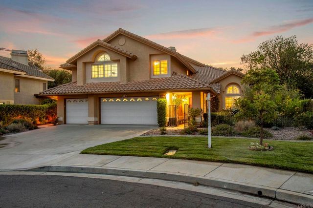 32384 Corte Santa Catalina, Temecula, CA 92592