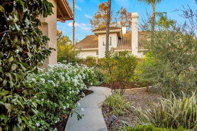 32384 Corte Santa Catalina, Temecula, CA 92592