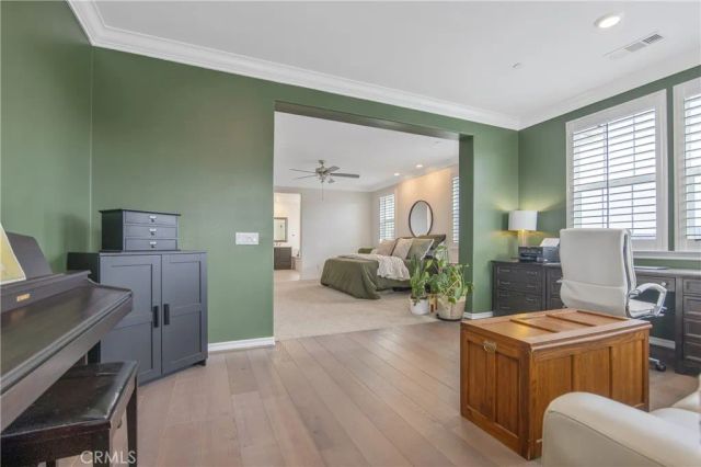 26464 Township, Saugus, CA 91350