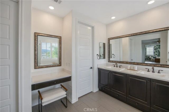 26464 Township, Saugus, CA 91350