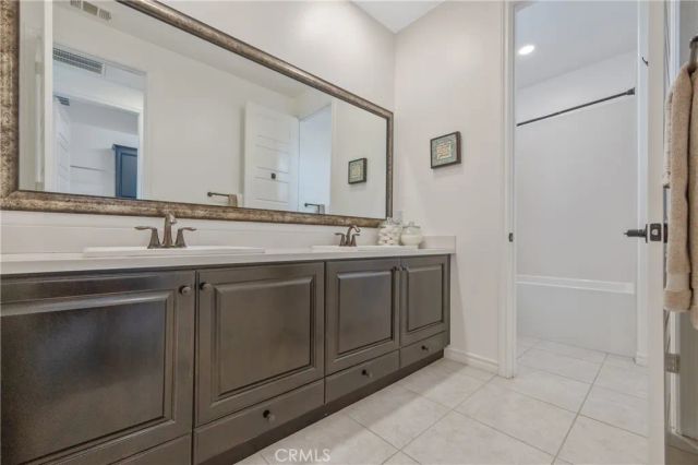 26464 Township, Saugus, CA 91350