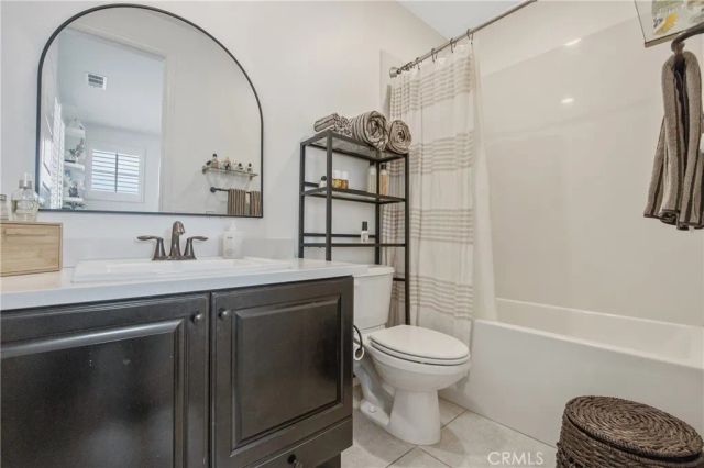 26464 Township, Saugus, CA 91350