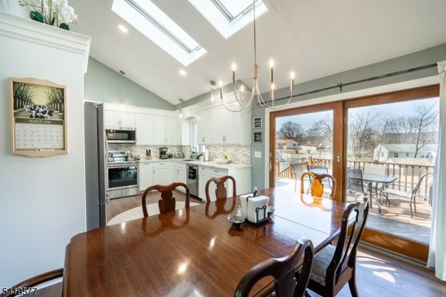 27 Adams Dr, Ogdensburg Boro, NJ 07439