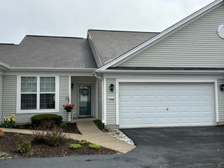 13528 Nealy Road, Huntley, IL 60142