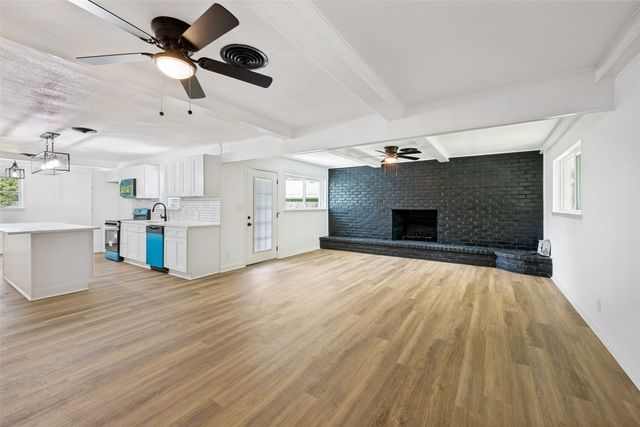 1112 Karla Drive, Hurst, TX 76053