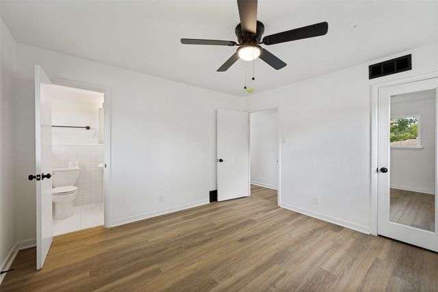 1112 Karla Drive, Hurst, TX 76053