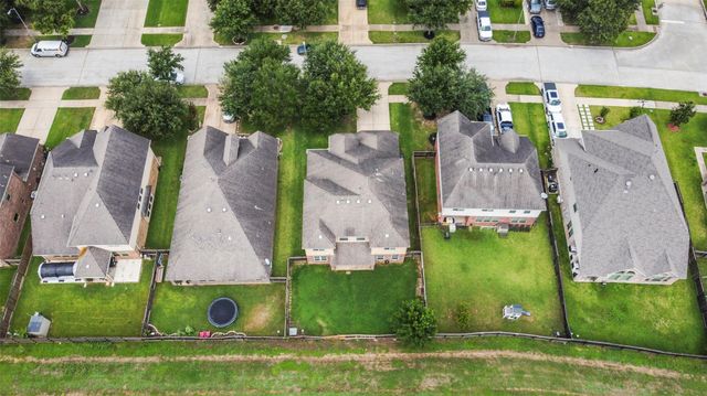 5811 Micah Lane, Rosenberg, TX 77471