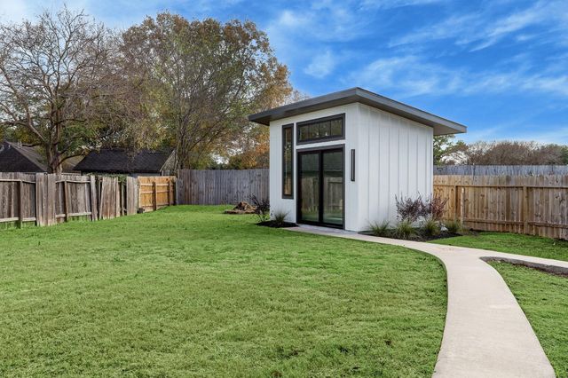 11026 Smokehollow Court, Houston, TX 77064