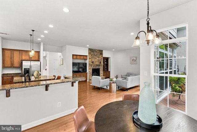 42755 CHATELAIN CIR, Brambleton, VA 20148