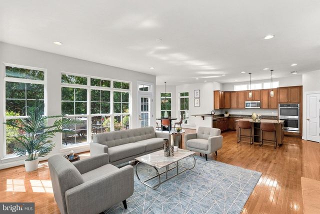 42755 CHATELAIN CIR, Brambleton, VA 20148
