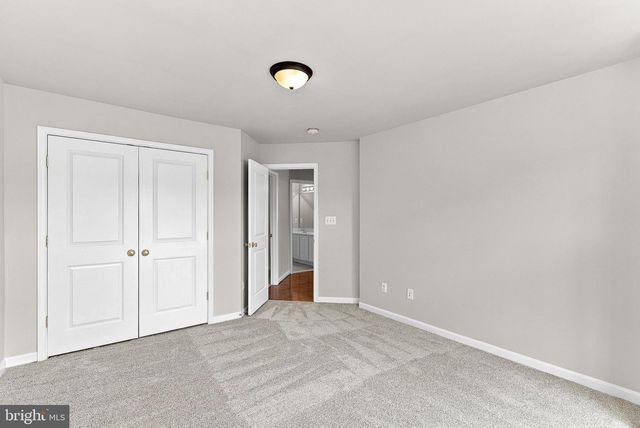 42755 CHATELAIN CIR, Brambleton, VA 20148
