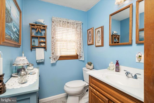 29 CHEWALLA BOULEVARD, Hamilton, NJ 08619