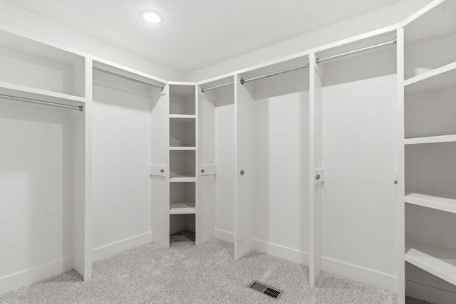 2390 E Cardinal Street, Springfield, MO 65804