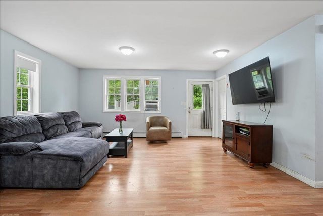 10 Patricia Avenue, Raymond, NH 03077