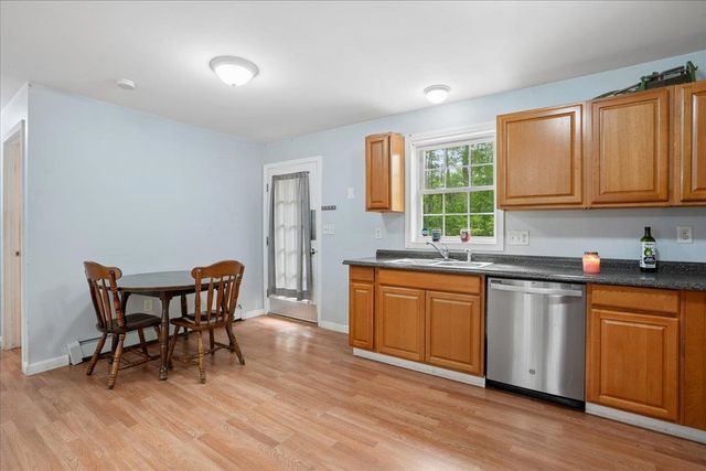 10 Patricia Avenue, Raymond, NH 03077
