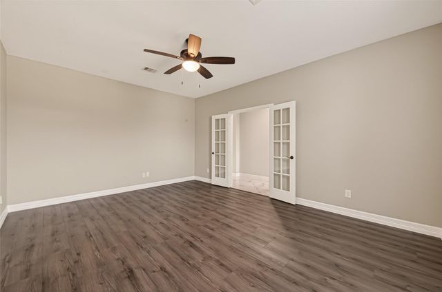 8110 Running Brook Lane, Rosenberg, TX 77469