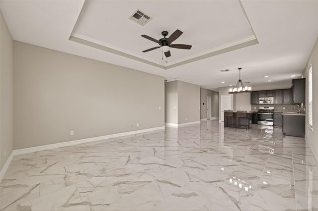 8110 Running Brook Lane, Rosenberg, TX 77469