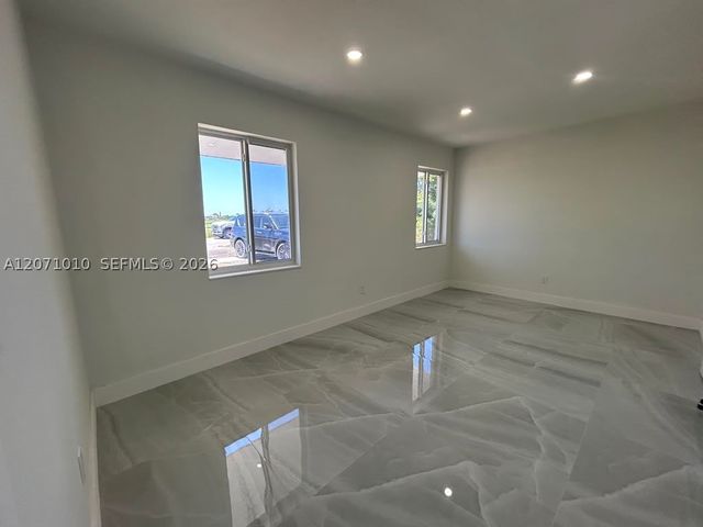 345 SW 18th Ave, Homestead, FL 33030