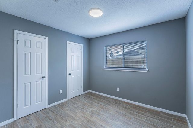 2510 N Rim Drive, Houston, TX 77067