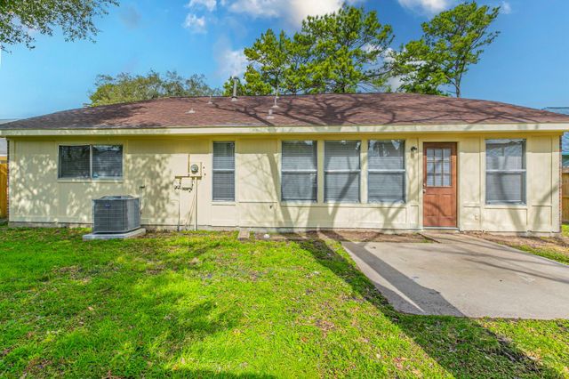 2510 N Rim Drive, Houston, TX 77067