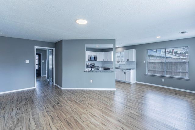 2510 N Rim Drive, Houston, TX 77067