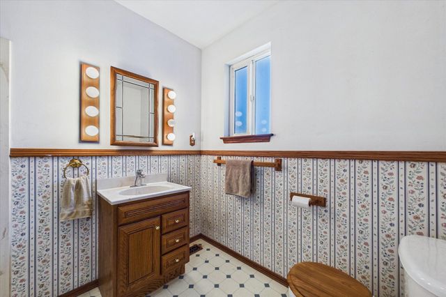 1712 Hodgson Street, Eureka, CA 95503